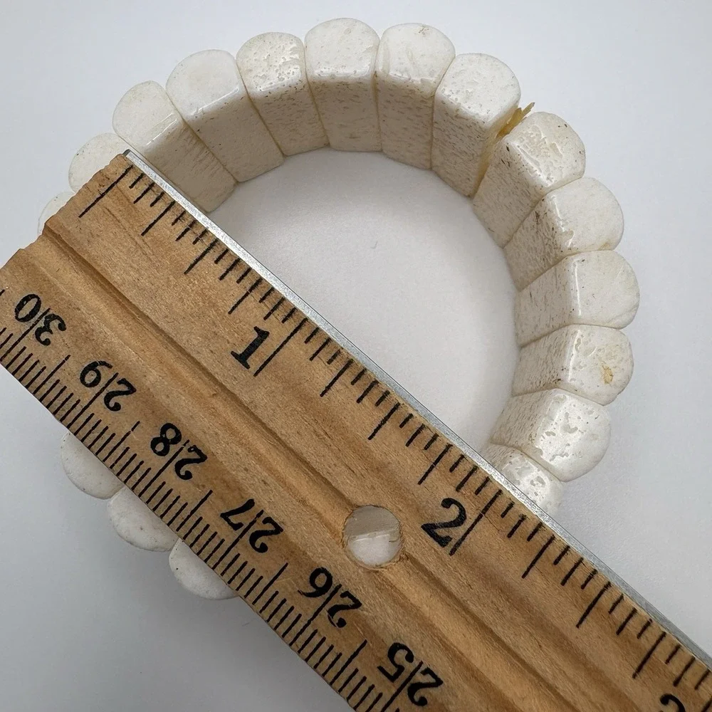 Vintage White Sponge Coral Stretch Bracelet Heavy Chunky 7